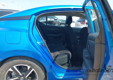 2024 Nissan Sentra Sv Xtronic Cvt z USA, uszkodzony, nr VIN 3N1AB8CV9RY297778